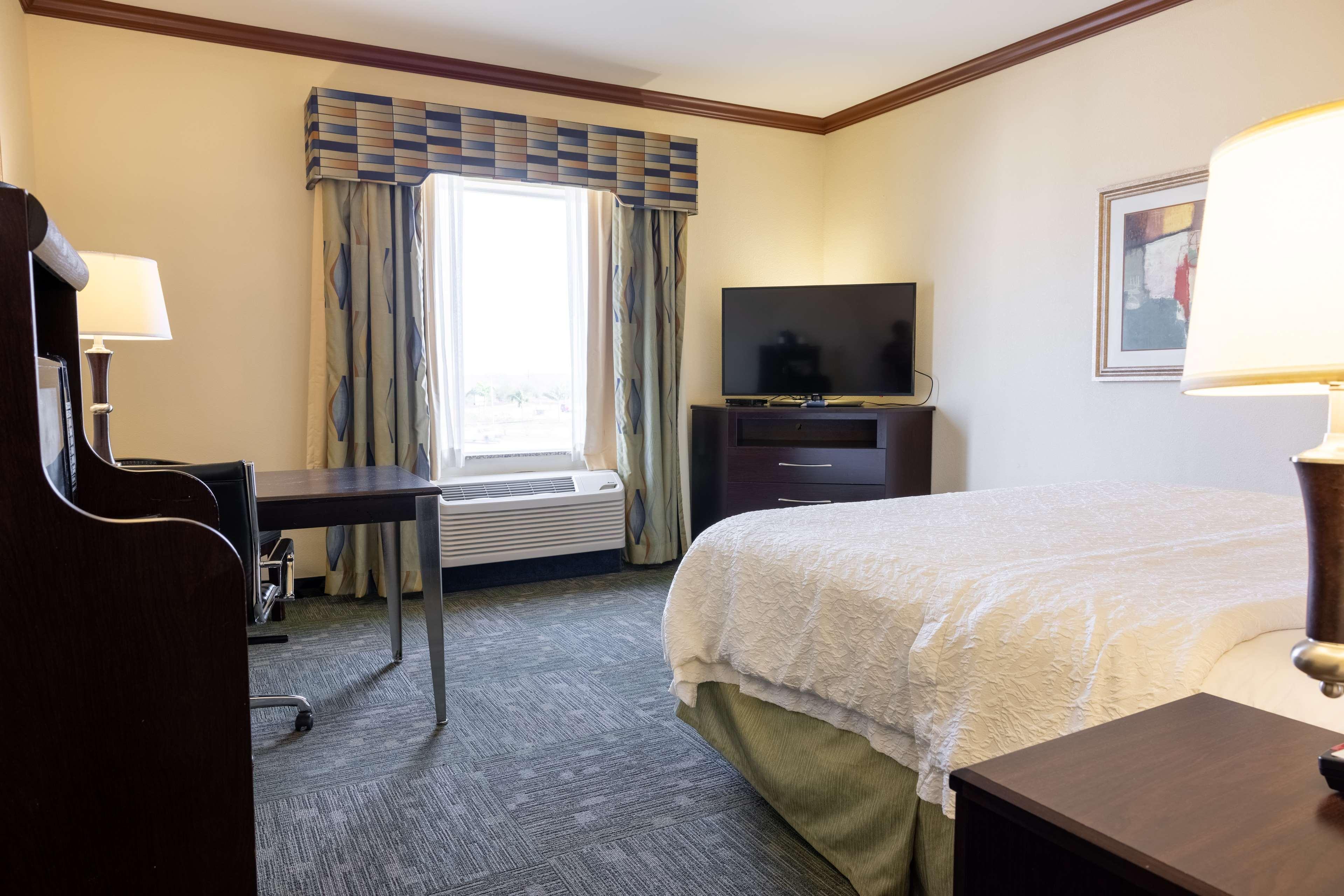 Hampton Inn Alice Ngoại thất bức ảnh